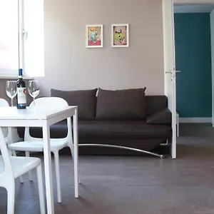 Apartmenthouse - Am Goerlitzer Park Germania