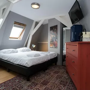 https://westerpark-suites.amsterdamhotelsnl.com