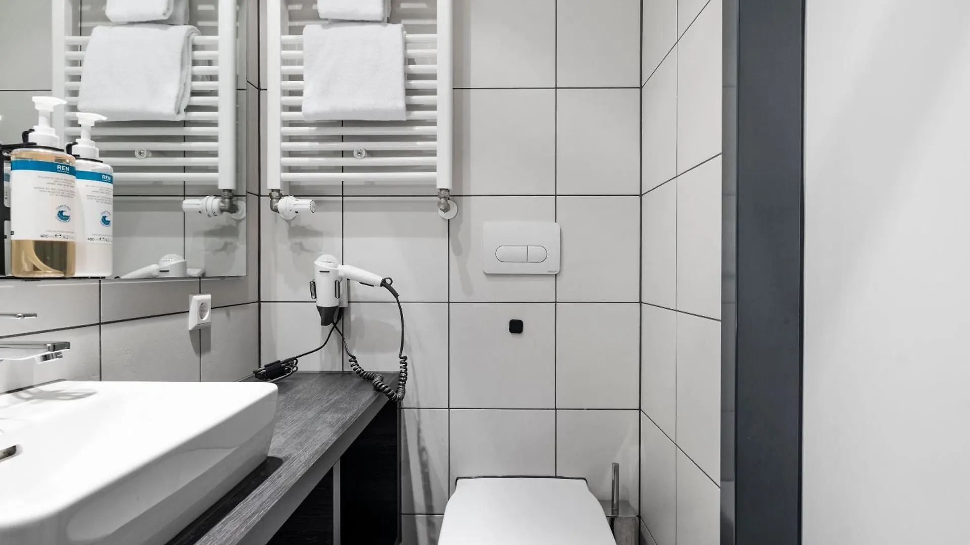 ****  Aparthotel Numa Munich Viktoria Niemcy